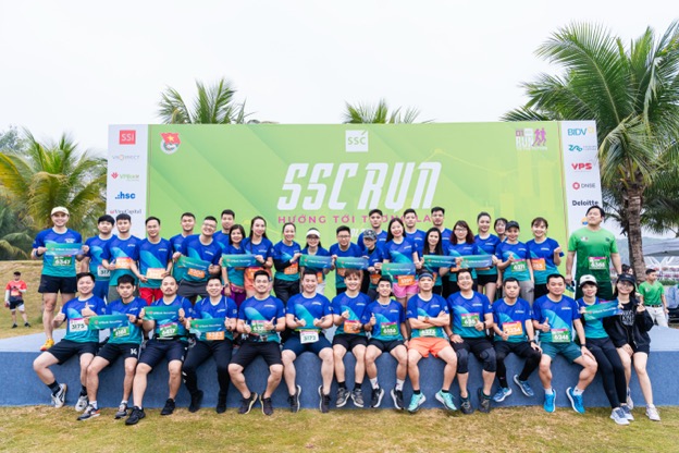 Gần 1.300 vận động viên tham dự giải chạy “SSC Run - Hướng tới tương lai”- Ảnh 1.