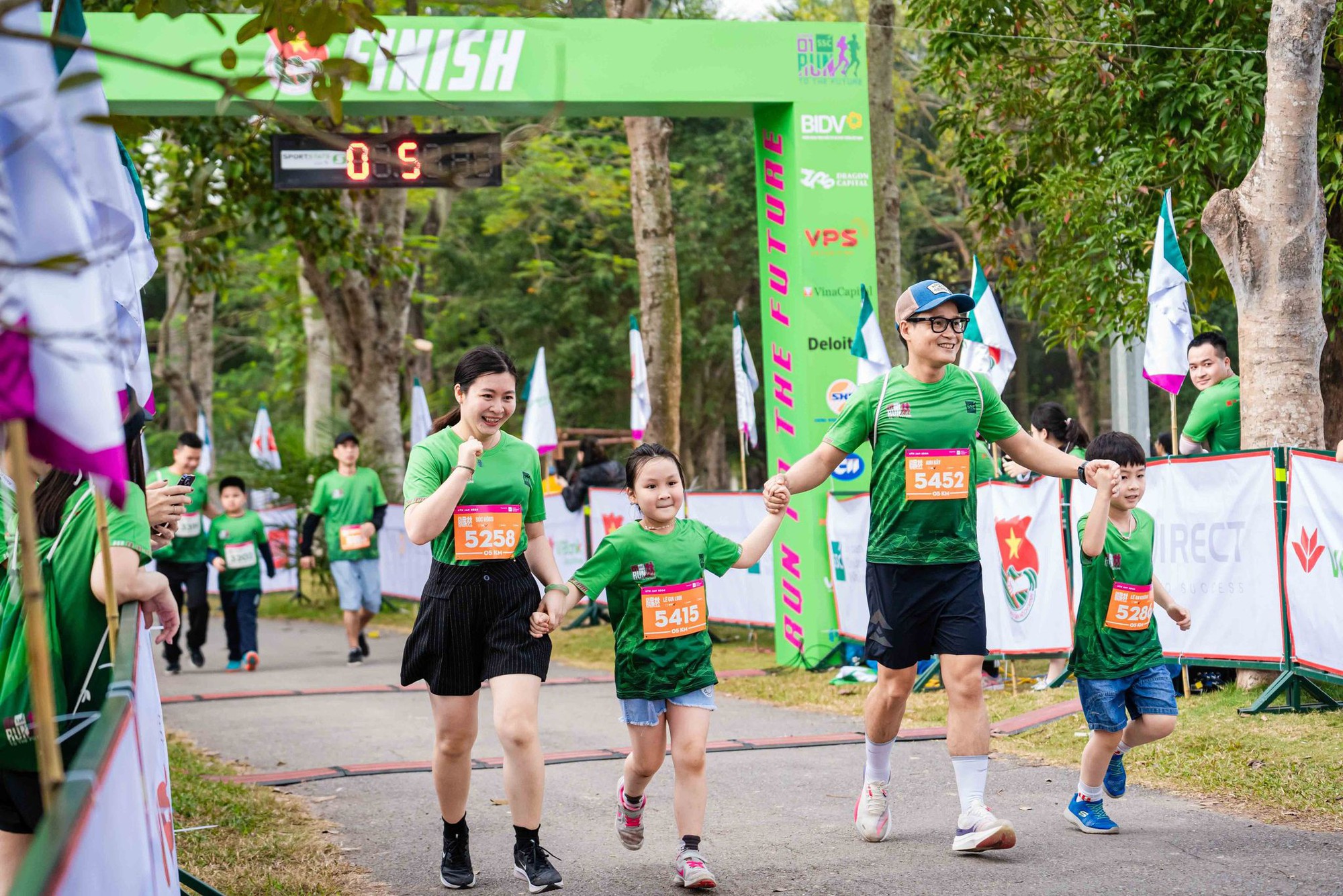Gần 1.300 vận động viên tham dự giải chạy “SSC Run - Hướng tới tương lai”- Ảnh 6.