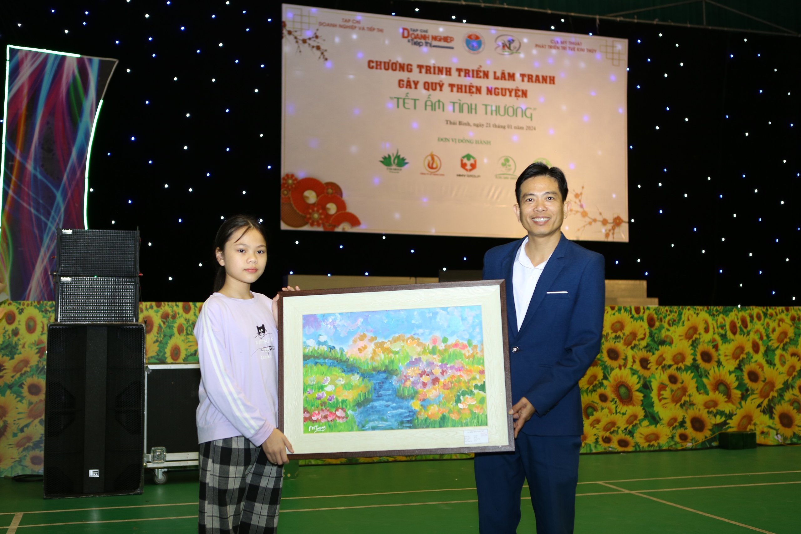 Thái Bình: Tổ chức triển lãm tranh gây quỹ thiện nguyện- Ảnh 14.