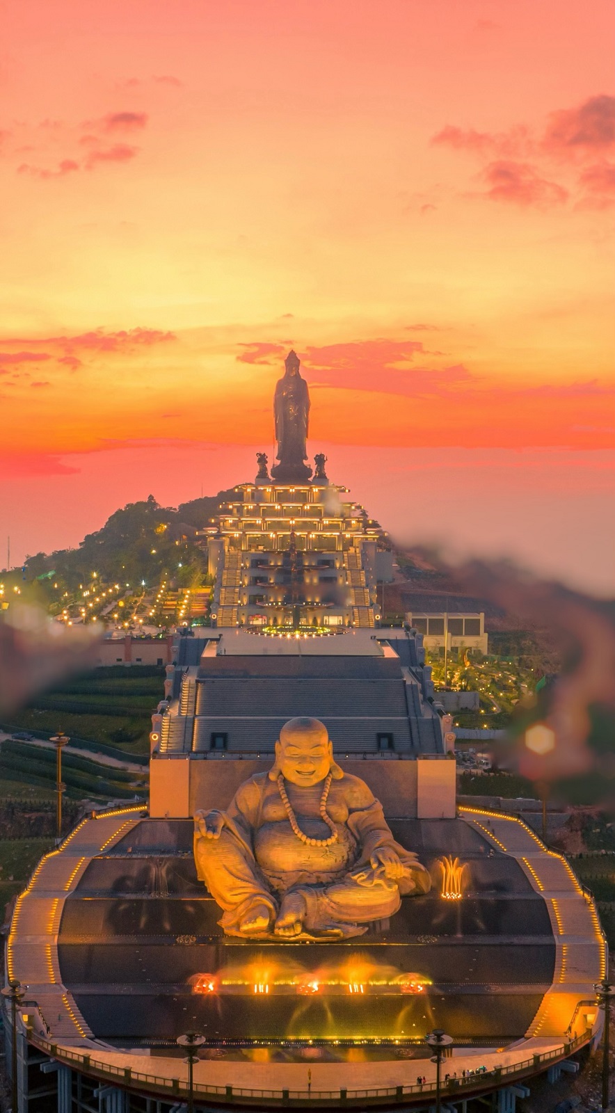 Hé lộ hình ảnh đại tượng Phật Di Lặc bằng đá sa thạch lớn bậc nhất thế giới tại Tây Ninh- Ảnh 2.