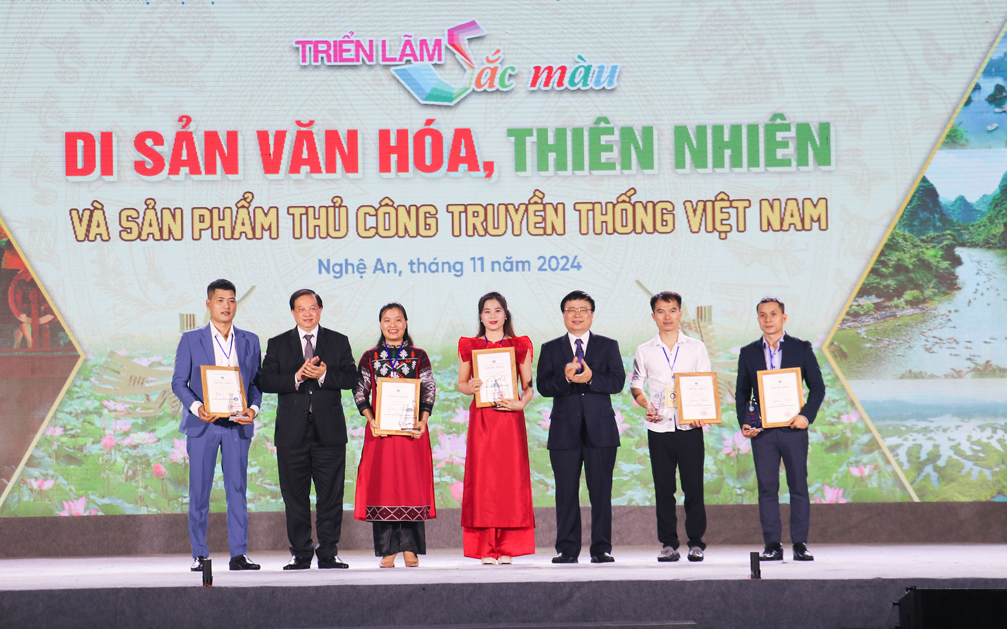 Nghệ An: Khai mạc Triển lãm 'Sắc màu di sản văn hóa, thiên nhiên và sản phẩm thủ công truyền thống Việt Nam'- Ảnh 6.