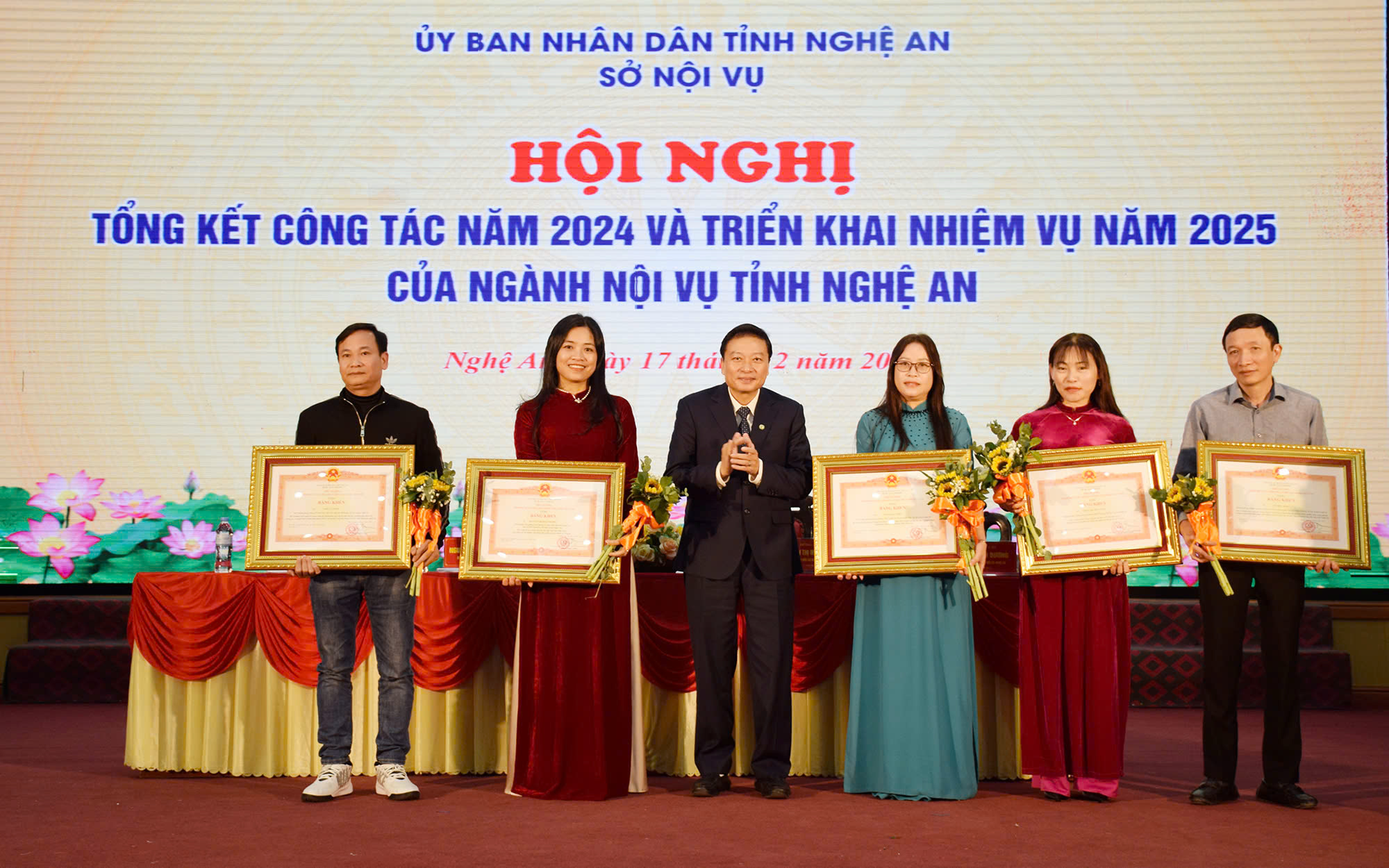 Nghệ An: Ngành Nội vụ tổng kết công tác năm 2024, triển khai nhiệm vụ năm 2025- Ảnh 3.