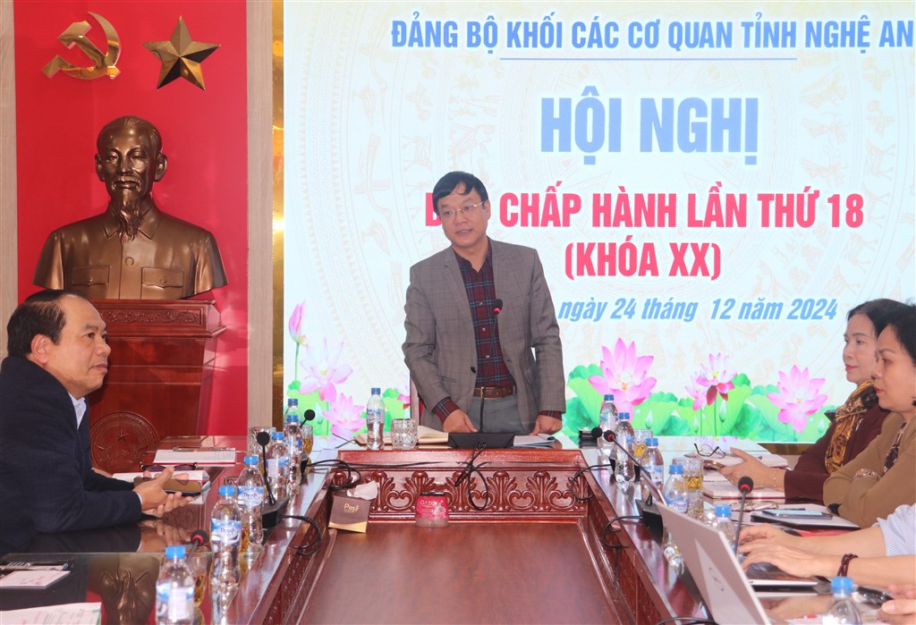 Đảng bộ Khối các cơ quan tỉnh Nghệ An tổ chức Hội nghị Ban Chấp hành lần thứ XVIII- Ảnh 2.