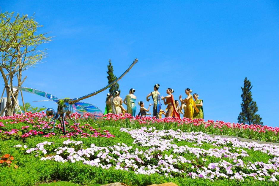 Không khí những ngày đầu xuân tại Đà Nẵng, Tây Ninh - 2 điểm đến thu hút đông đảo du khách- Ảnh 10.