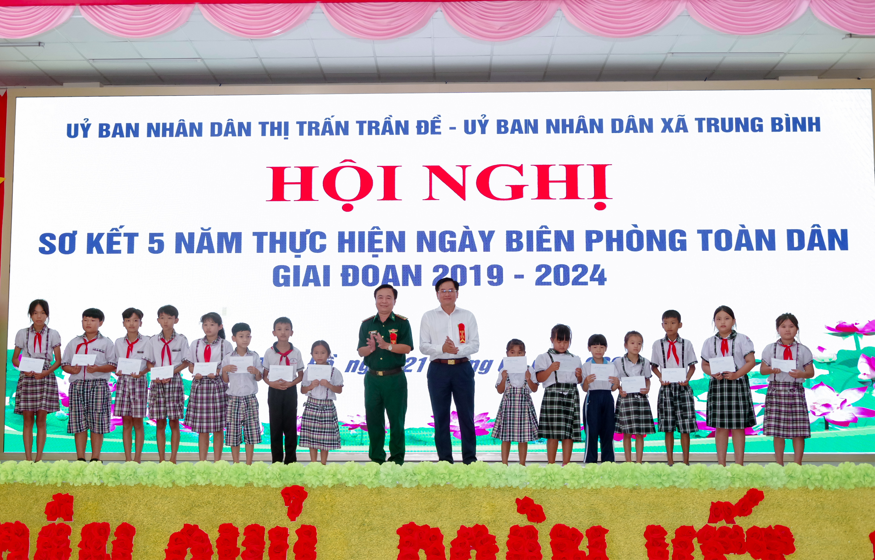 Sóc Trăng: Huyện Trần Đề sơ kết 5 năm thực hiện Ngày Biên phòng toàn dân giai đoạn 2019 - 2024 - Ảnh 8.