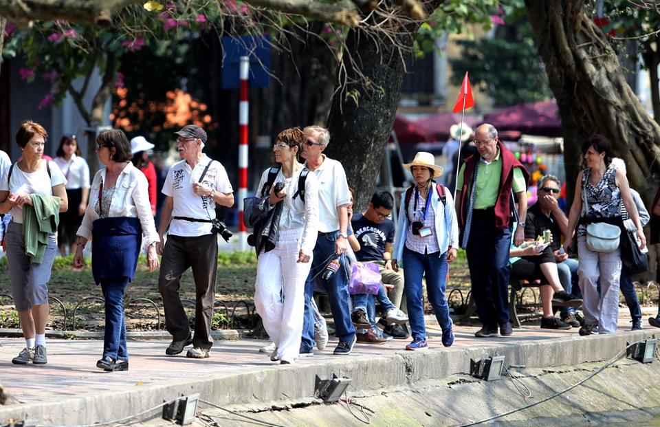 Hà Nội đón hơn 2 triệu lượt khách du lịch trong tháng 2 - DNTT online