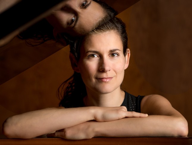 Nghệ sĩ dương cầm Anna Polonsky góp mặt tại hòa nhạc “Let Her Shine” tại Nhà hát Hồ Gươm- Ảnh 2.