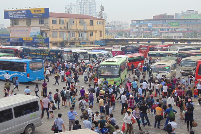 Hà Nội: Lượng khách qua bến xe dự kiến tăng khoảng 350% dịp nghỉ lễ 30/4- Ảnh 1.