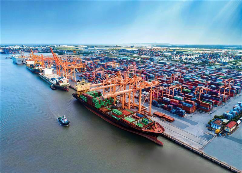 Hơn 277 triệu tấn hàng hóa qua cảng biển chỉ sau 4 tháng đầu năm- Ảnh 1.