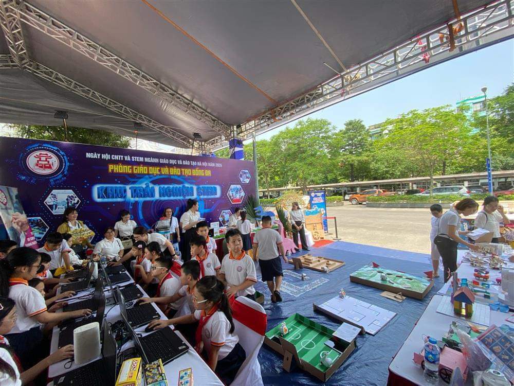 Hà Nội: Tưng bừng ngày hội công nghệ thông tin, STEM ngành GD&ĐT Thủ đô năm 2024- Ảnh 6.