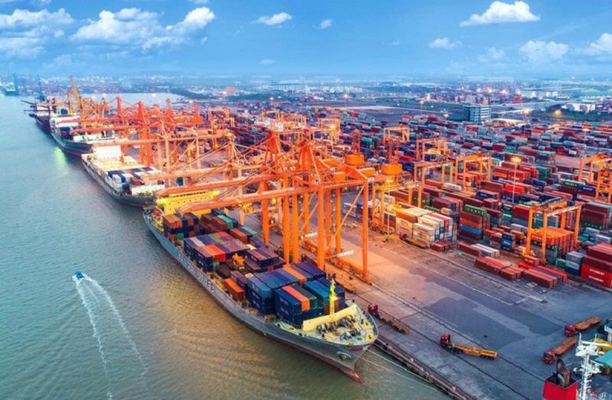 Nửa đầu năm, thương mại 2 chiều Việt Nam - Trung Quốc đạt 94,8 tỷ USD- Ảnh 1.