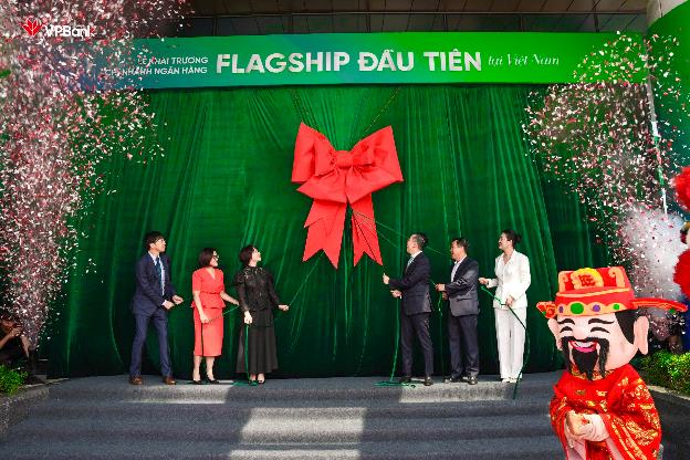 VPBank "chơi lớn" với chi nhánh Flagship đầu tiên tại Việt Nam- Ảnh 1.