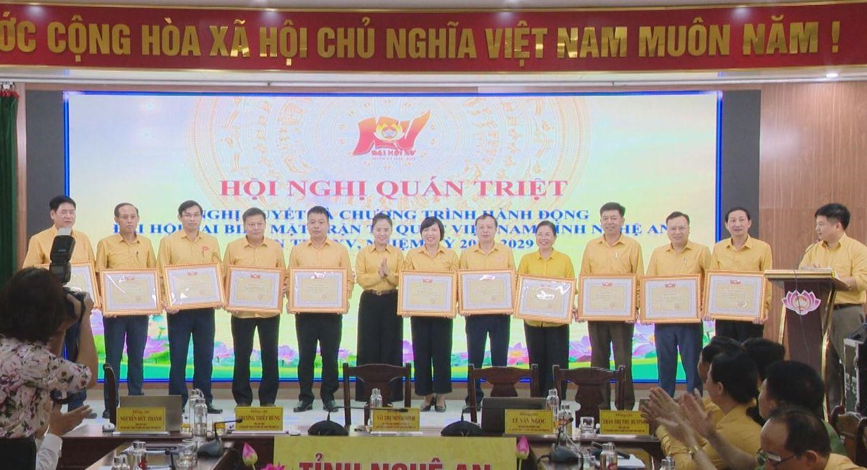 Nghệ An: Ủy ban MTTQ tỉnh quán triệt Nghị quyết đại hội lần thứ XV và thông qua chương trình toàn khoá- Ảnh 4.