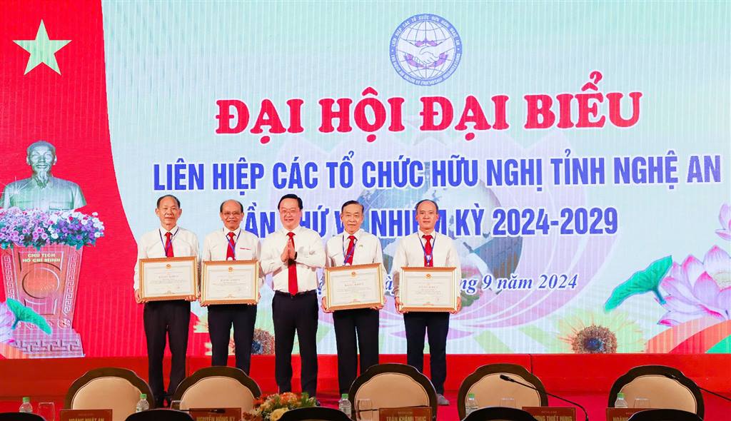 Đại hội đại biểu Liên hiệp các tổ chức hữu nghị tỉnh Nghệ An lần thứ VI, nhiệm kỳ 2024 - 2029- Ảnh 12.