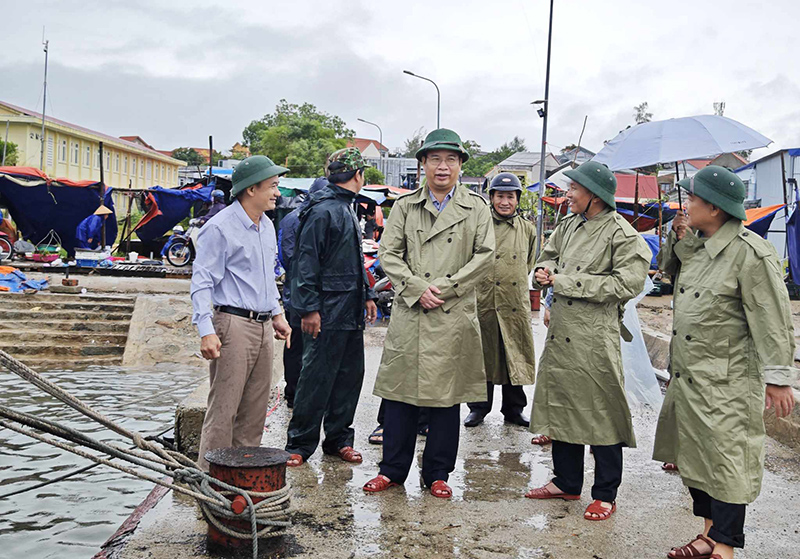 Thừa Thiên Huế: Chủ động phòng, chống, ứng phó kịp thời với thiên tai- Ảnh 2.