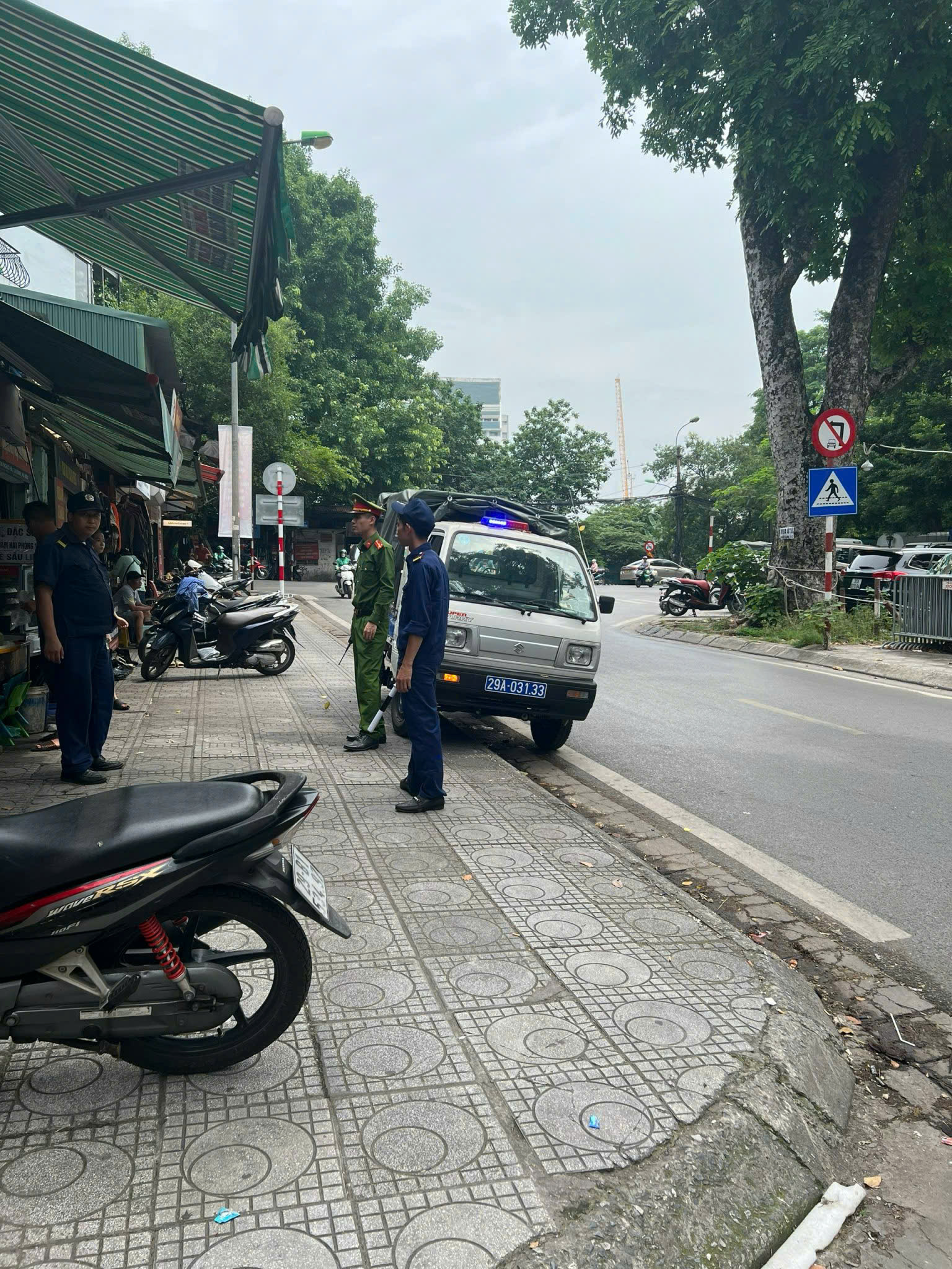 Phường Ngọc Hà: Hướng tới kỷ niệm 70 năm Ngày Giải phóng Thủ đô- Ảnh 3.