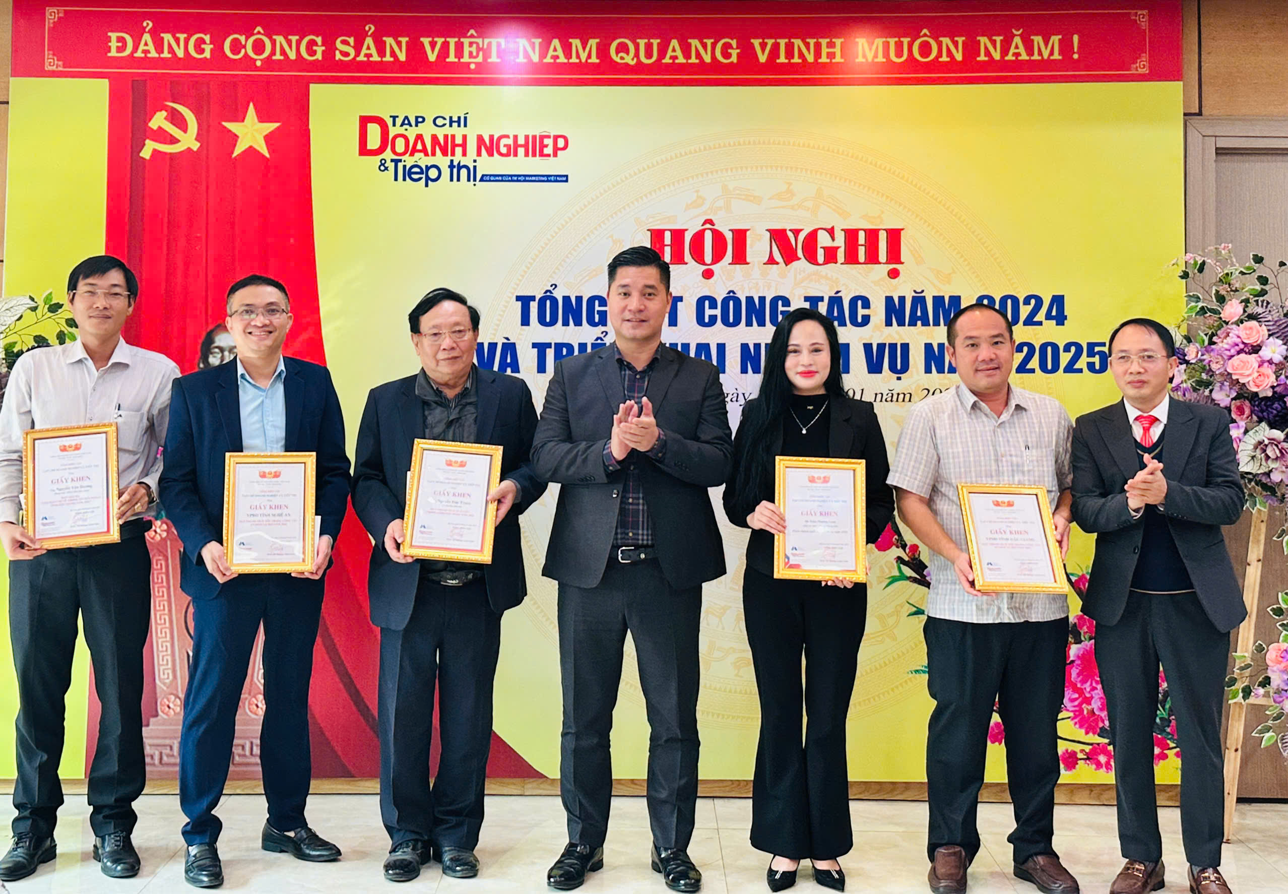 Tạp chí Doanh nghiệp và Tiếp thị tổng kết công tác năm 2024 và triển khai nhiệm vụ năm 2025- Ảnh 8.