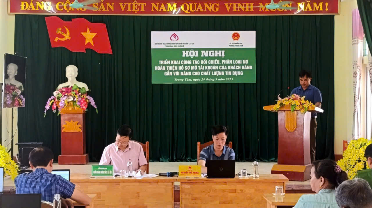 PGD NHCSXH Nghĩa Lộ: Khẳng định vai trò "cầu nối" đưa vốn chính sách đến người dân- Ảnh 4.