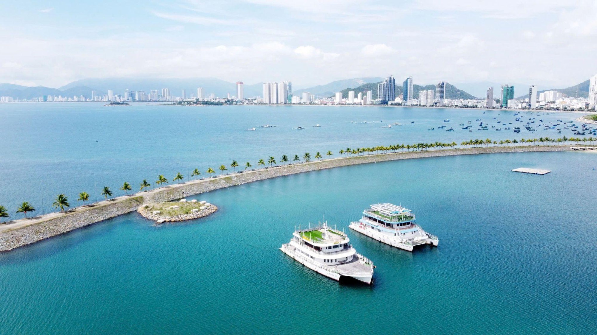 Nha Trang - Viên ngọc xanh khác biệt trên bản đồ du lịch Việt Nam- Ảnh 5. Nha Trang - Viên ngọc xanh khác biệt trên bản đồ du lịch Việt Nam- Ảnh 5.