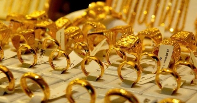 Giá vàng hôm nay 23/10: Đồng loạt lao dốc- Ảnh 1. Giá vàng hôm nay 23/10: Đồng loạt lao dốc- Ảnh 1.