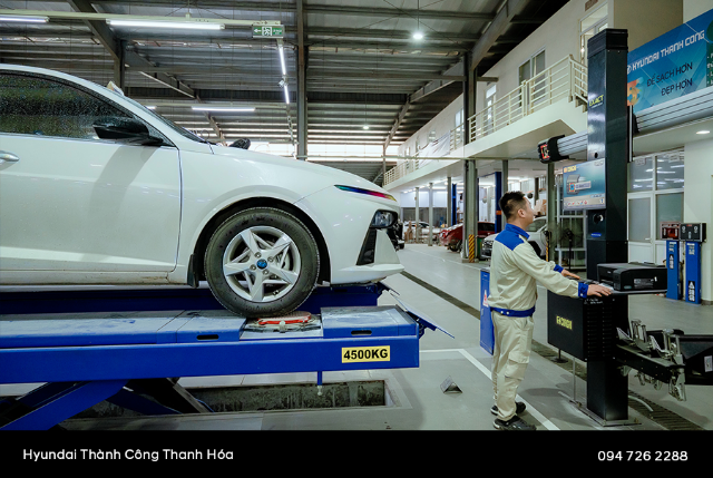Hyundai Thành Công Thanh Hóa khuyến mại dịch vụ cuối năm “CHĂM XE ĐẸP - TIẾT KIỆM LỚN”- Ảnh 1. Hyundai Thành Công Thanh Hóa khuyến mại dịch vụ cuối năm “CHĂM XE ĐẸP - TIẾT KIỆM LỚN”- Ảnh 1.