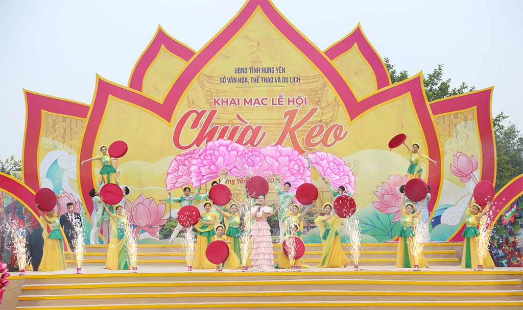 Hưng Yên: Khai mạc lễ hội Chùa Keo mùa thu năm 2025- Ảnh 6. Hưng Yên: Khai mạc lễ hội Chùa Keo mùa thu năm 2025- Ảnh 6.