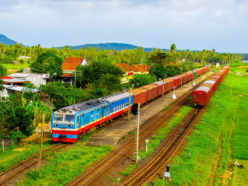 Loạt dự án đường sắt trọng điểm hưởng lợi nhờ sửa đổi Luật Đầu tư (thay thế)- Ảnh 1. Loạt dự án đường sắt trọng điểm hưởng lợi nhờ sửa đổi Luật Đầu tư (thay thế)- Ảnh 1.