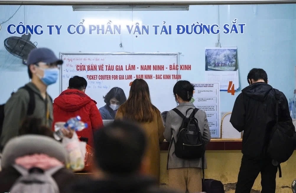 Đường sắt Việt Nam mở bán vé trực tuyến tàu khách liên vận quốc tế Gia Lâm - Nam Ninh (Trung Quốc)- Ảnh 1. Đường sắt Việt Nam mở bán vé trực tuyến tàu khách liên vận quốc tế Gia Lâm - Nam Ninh (Trung Quốc)- Ảnh 1.