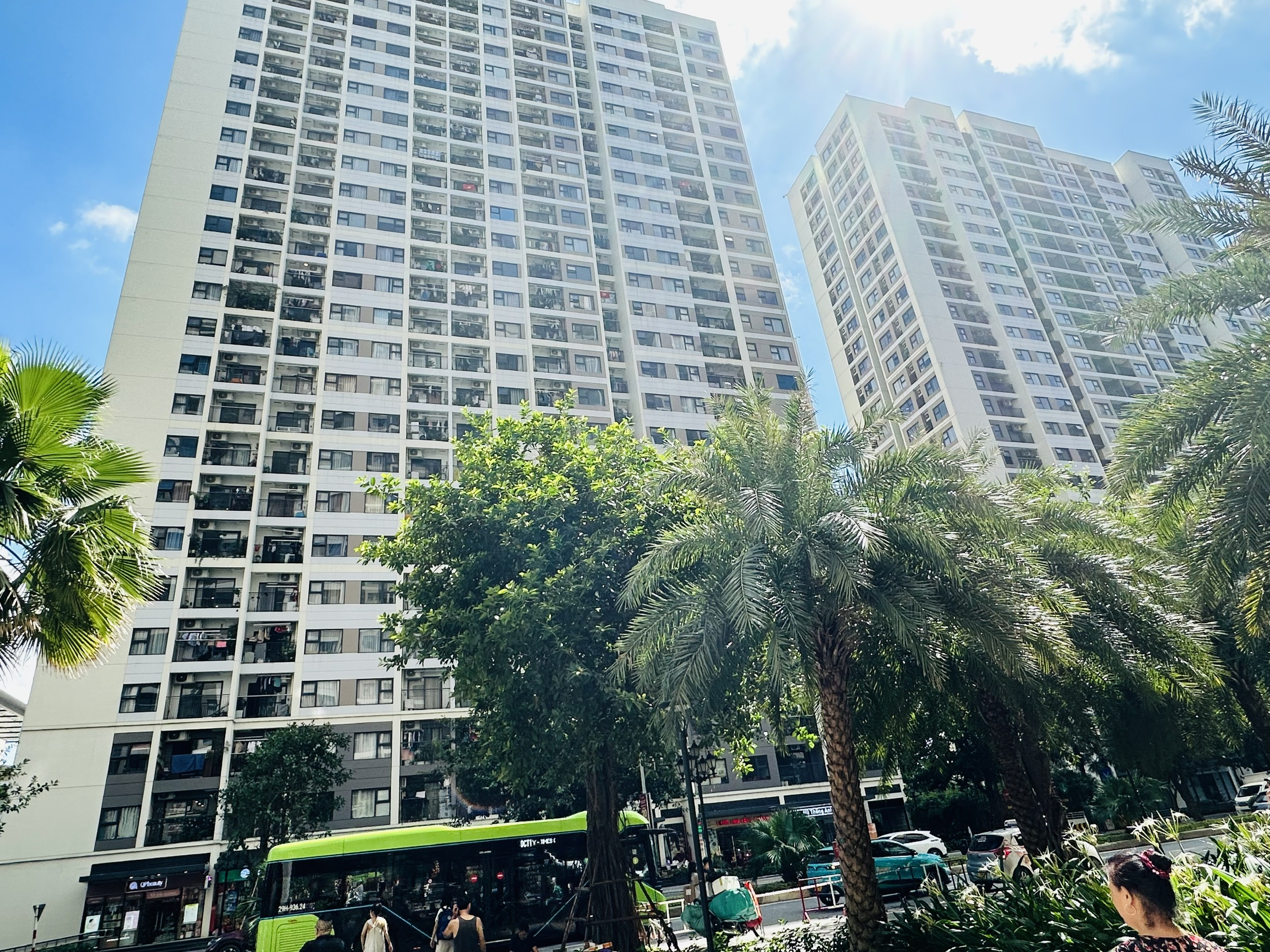 Hà Nội dẫn đầu cả nước với mức tăng trưởng giá bất động sản lên tới 112%- Ảnh 1. Hà Nội dẫn đầu cả nước với mức tăng trưởng giá bất động sản lên tới 112%- Ảnh 1.