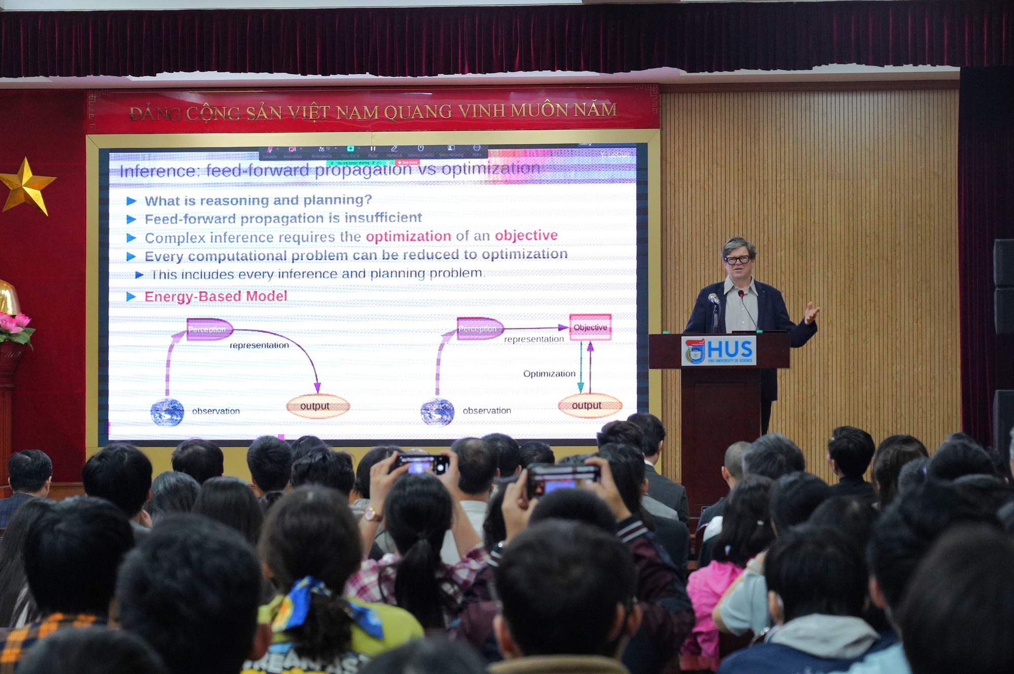 Lần đầu tiên 10 ĐH hàng đầu Việt Nam chung tay làm một việc với giải thưởng của tỷ phú Phạm Nhật Vượng- Ảnh 2.