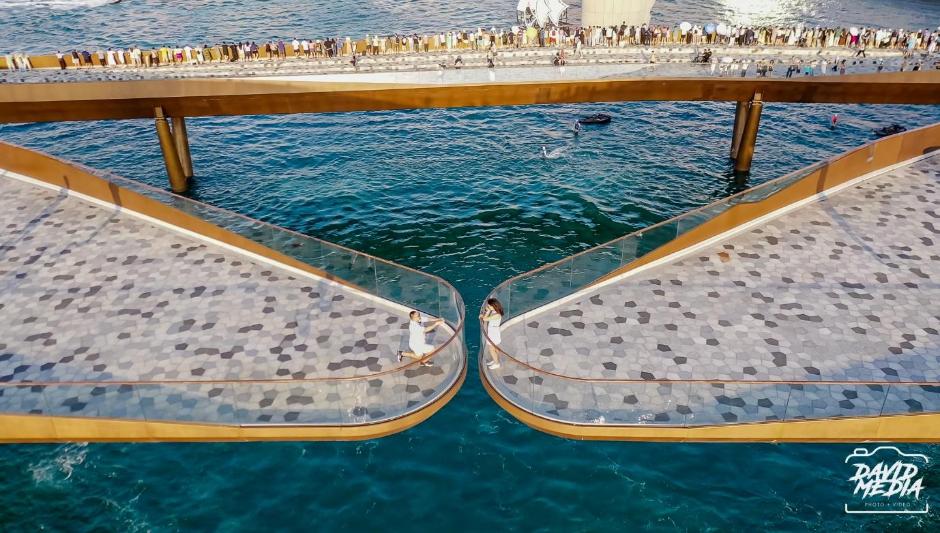 Hàng nghìn cặp đôi đến Cầu Hôn tại Phú Quốc để cầu hôn- Ảnh 1. Hàng nghìn cặp đôi đến Cầu Hôn tại Phú Quốc để cầu hôn- Ảnh 1.