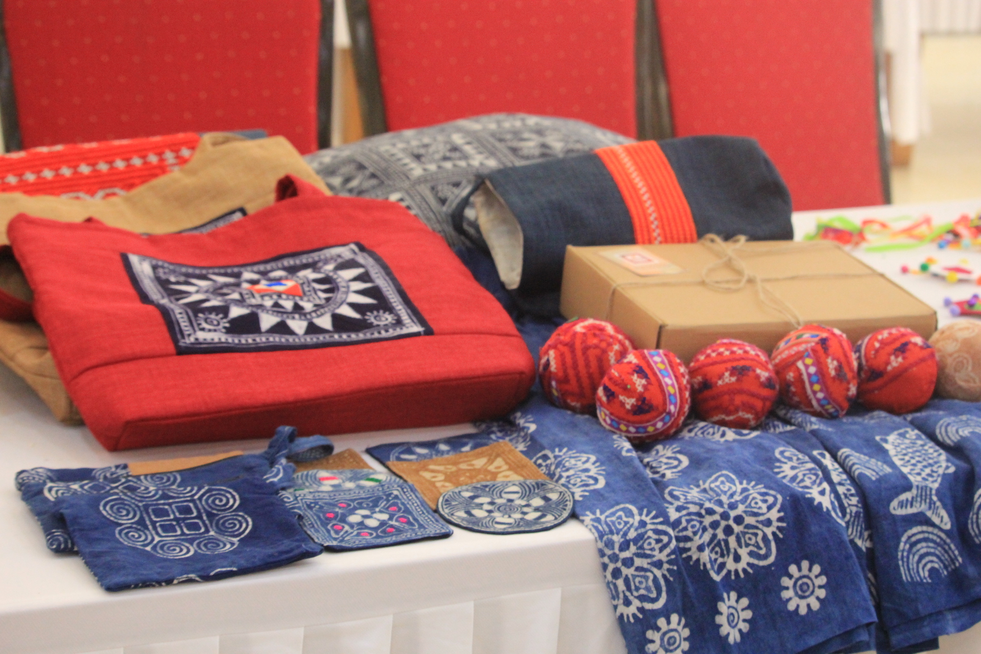 13 dự án xuất sắc tranh tài tại Chung kết Cuộc thi "Dự án, ý tưởng khởi nghiệp thanh niên, sinh viên Sơn La năm 2025"- Ảnh 4.