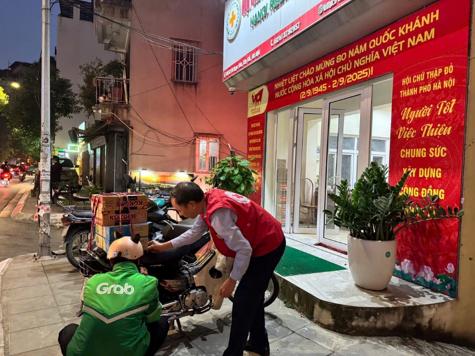 E:\TÀI LIỆU\Năm 2025\Tài liệu\Hoạt động gửi báo chí\Hoạt động gửi phòng BCXB Sở VH\Ảnh\gen-h-Tiếp nhận UH miền trung, Tây nguyên.2.jpg