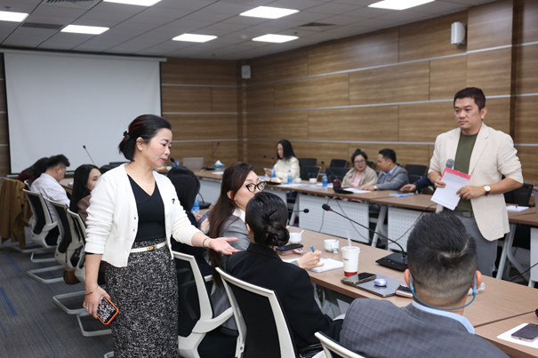 Trường CĐ Hữu Nghị: Bế giảng Lớp bồi dưỡng nghiệp vụ Livestream - Khóa 01- Ảnh 5.