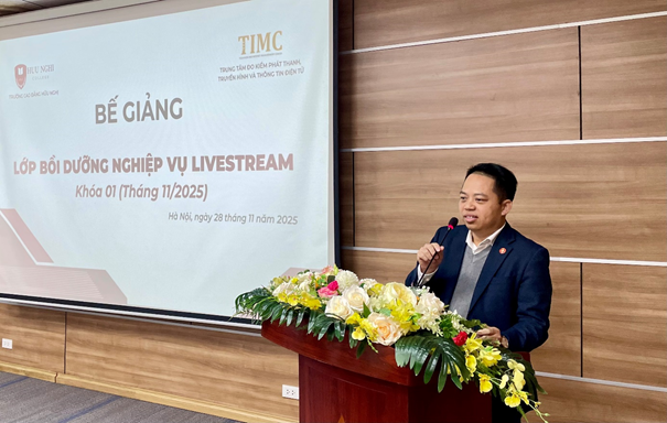 Trường CĐ Hữu Nghị: Bế giảng Lớp bồi dưỡng nghiệp vụ Livestream - Khóa 01- Ảnh 8.