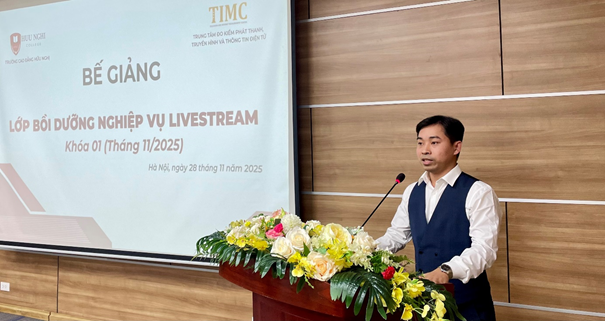 Trường CĐ Hữu Nghị: Bế giảng Lớp bồi dưỡng nghiệp vụ Livestream - Khóa 01- Ảnh 9.