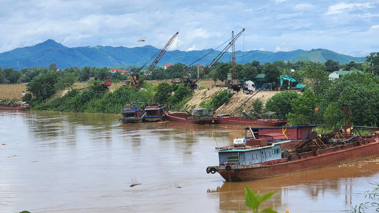 Nghệ An: Giải pháp nào cho “cơn khát” cát xây dựng?- Ảnh 4.