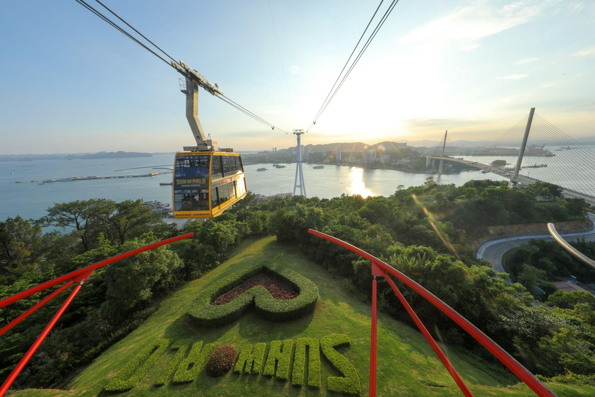 Mách bạn chơi Sun World Ha Long mùa đông chuẩn bài- Ảnh 1. Mách bạn chơi Sun World Ha Long mùa đông chuẩn bài- Ảnh 1.