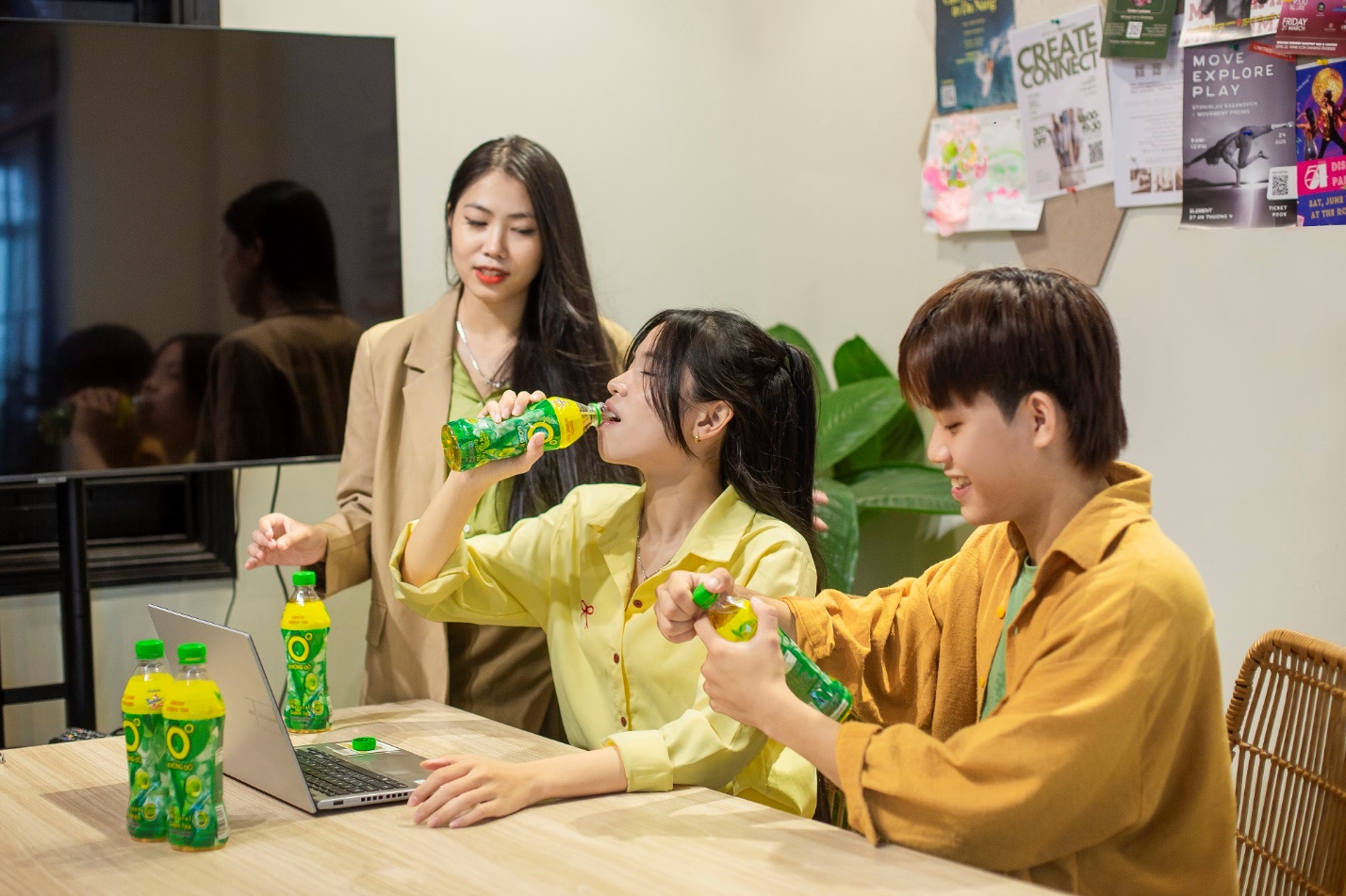 Gen Z giải nhiệt cuộc sống trước áp lực, sẵn sàng bứt phá về đích cuối năm- Ảnh 4. Gen Z giải nhiệt cuộc sống trước áp lực, sẵn sàng bứt phá về đích cuối năm- Ảnh 4.