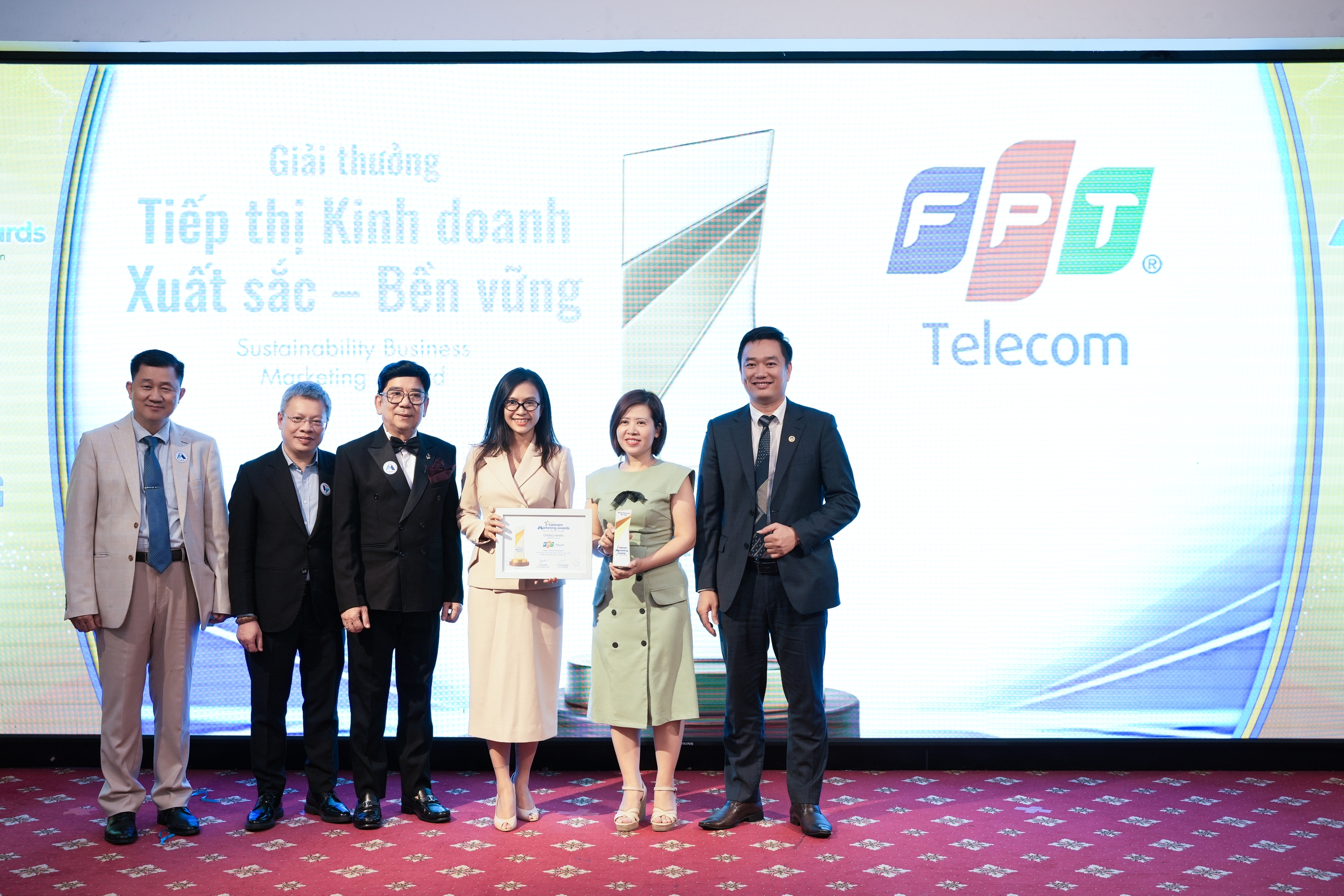 Vietnam Marketing Summit -- Tôn vinh những sáng tạo marketing xuất sắc- Ảnh 8. Vietnam Marketing Summit -- Tôn vinh những sáng tạo marketing xuất sắc- Ảnh 8.