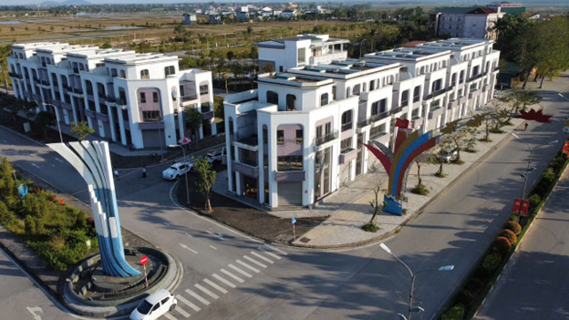 Đức Thọ (Hà Tĩnh): "Cú hích" hạ tầng và tâm điểm dòng vốn mới tại Bắc Trung Bộ- Ảnh 2. Đức Thọ (Hà Tĩnh): "Cú hích" hạ tầng và tâm điểm dòng vốn mới tại Bắc Trung Bộ- Ảnh 2.