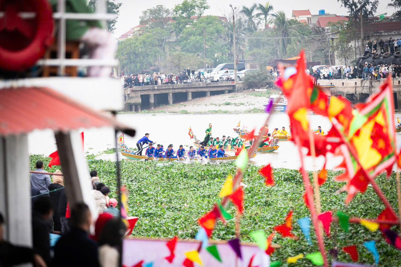 Thái Bình: Lễ hội bơi trải trên sông Diêm Hộ- Ảnh 4.