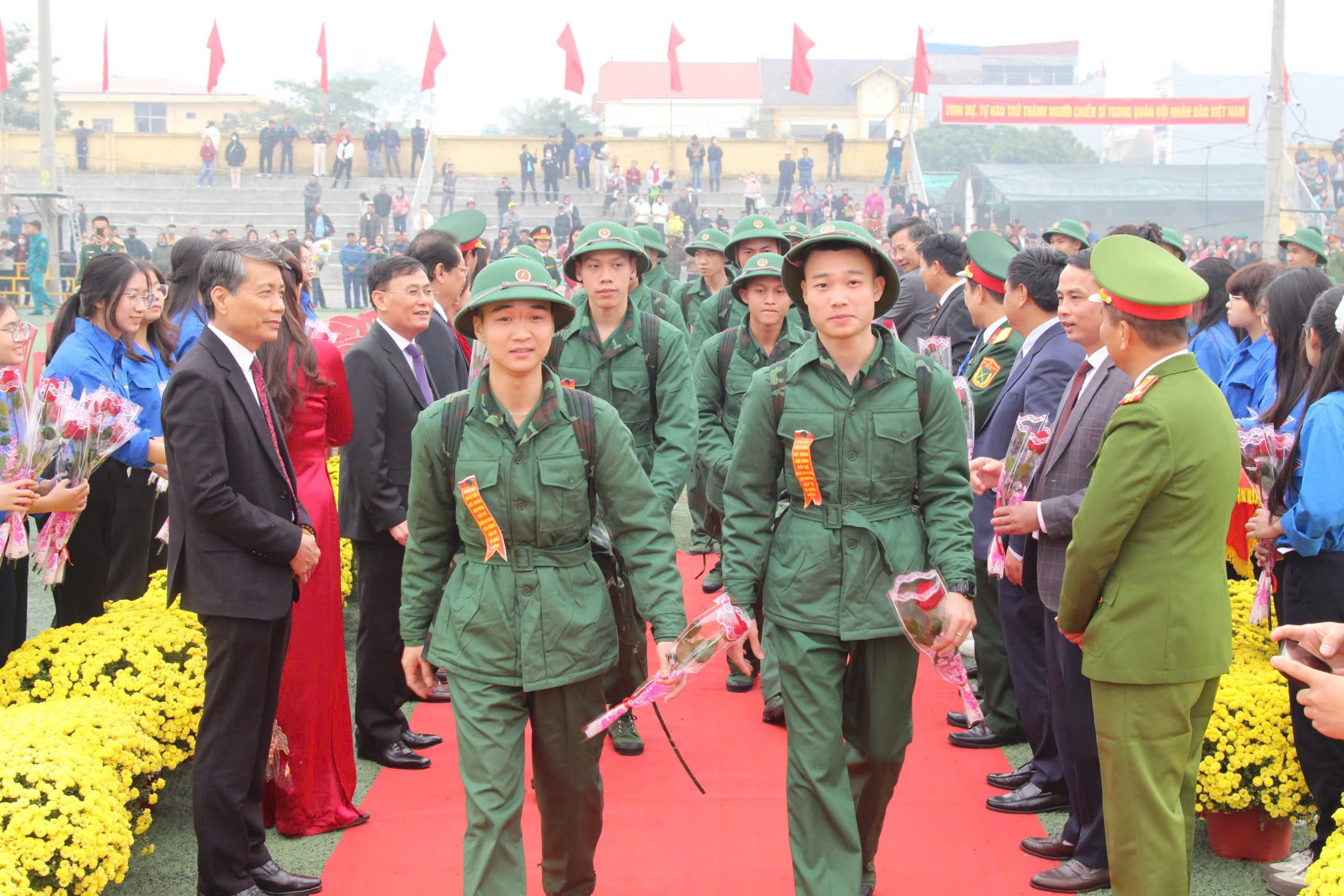 Hải Phòng: Lễ giao nhận quân năm 2025 trang trọng, nhanh gọn, an toàn- Ảnh 5.