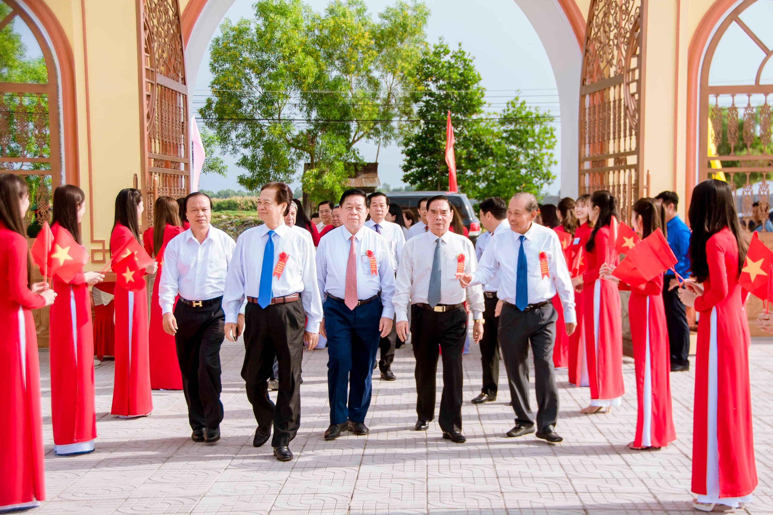 Vĩnh Thuận tự hào 95 năm Mùa xuân có Đảng- Ảnh 10.
