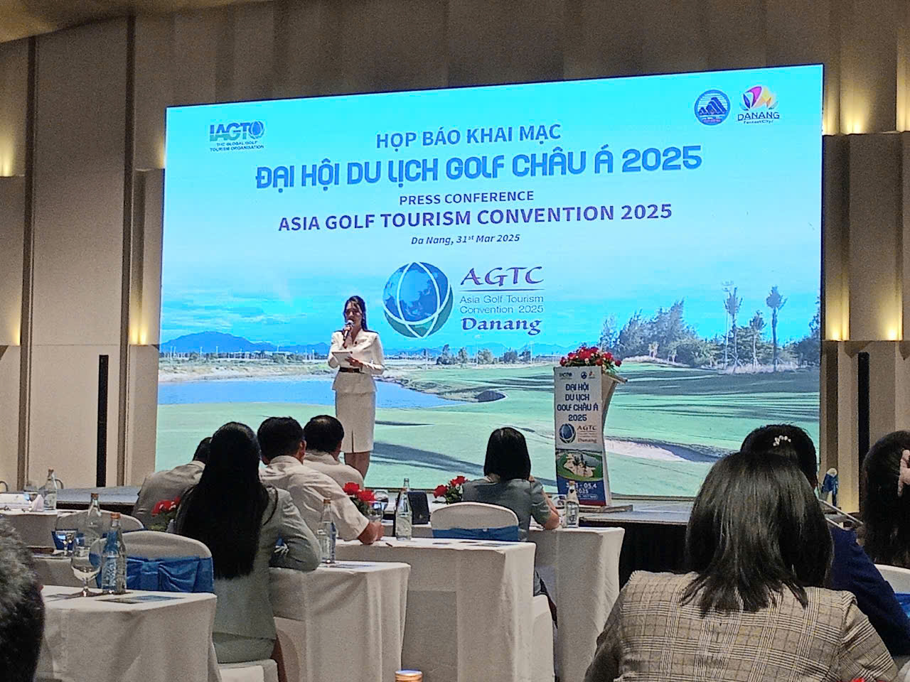 Đà Nẵng chính thức khai mạc Đại hội Du lịch Golf châu Á - AGTC 2025- Ảnh 1. Đà Nẵng chính thức khai mạc Đại hội Du lịch Golf châu Á - AGTC 2025- Ảnh 1.