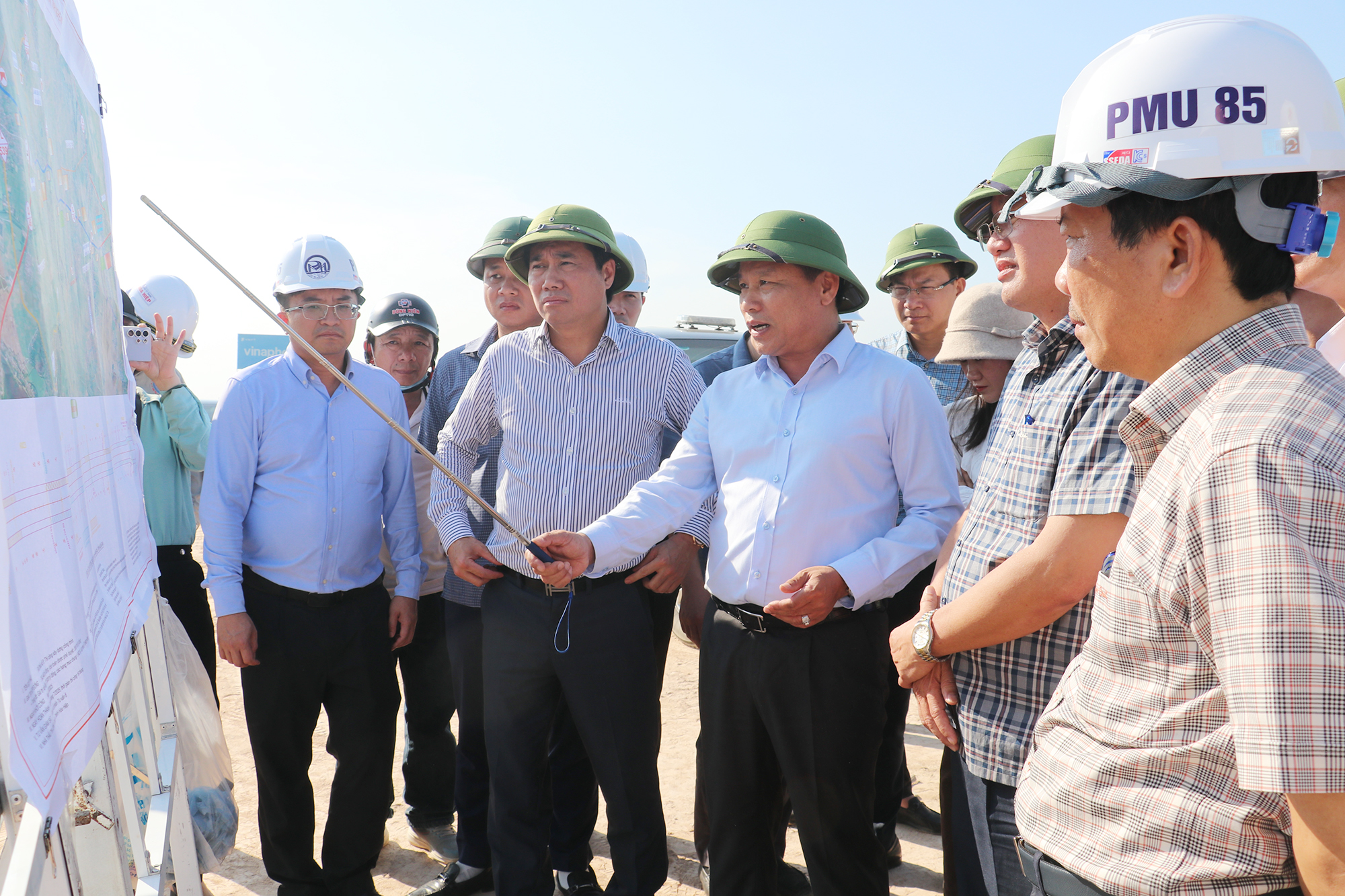 Nghệ An: Đẩy nhanh tốc độ thi công dự án cải tạo, mở rộng Quốc lộ 46 đoạn Vinh - Nam Đàn- Ảnh 3. Nghệ An: Đẩy nhanh tốc độ thi công dự án cải tạo, mở rộng Quốc lộ 46 đoạn Vinh - Nam Đàn- Ảnh 3.