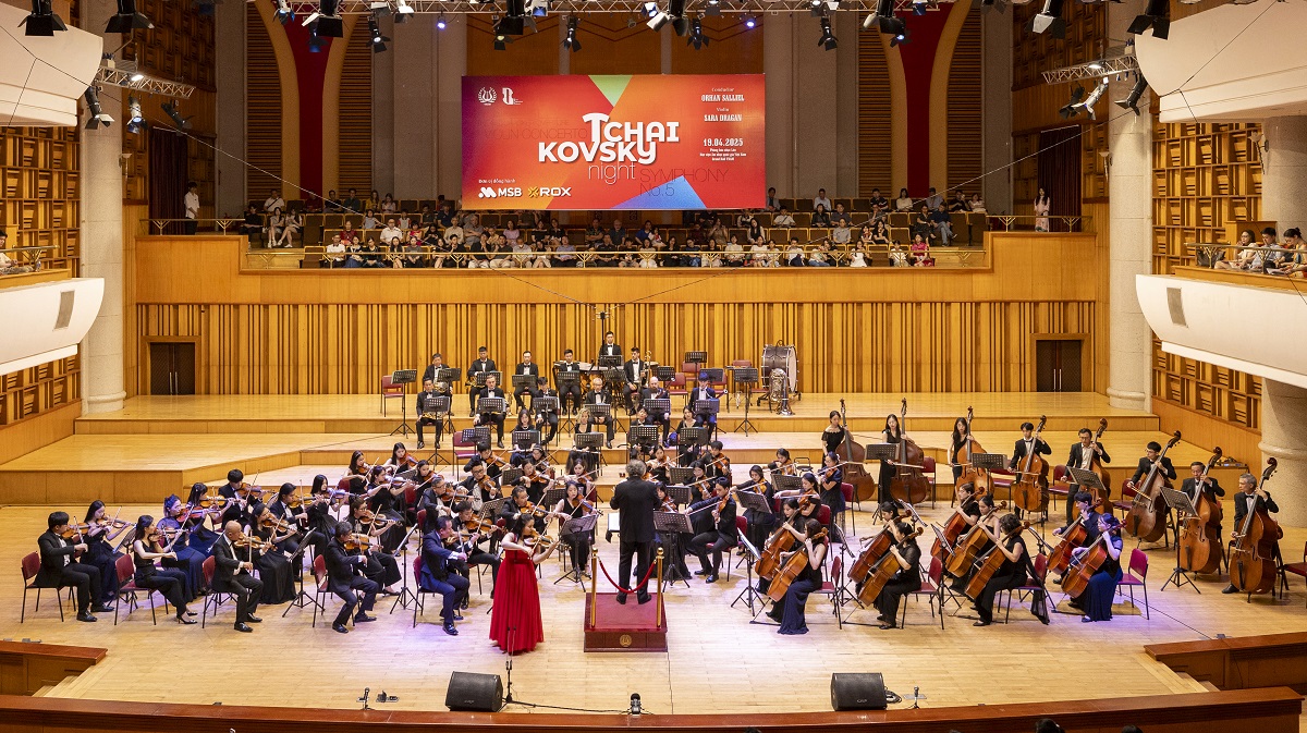 Tchaikovsky Night: Khi âm nhạc chạm tới trái tim- Ảnh 1. Tchaikovsky Night: Khi âm nhạc chạm tới trái tim- Ảnh 1.