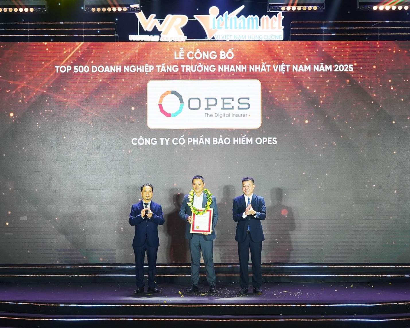 OPES dẫn đầu ngành bảo hiểm phi nhân thọ trong bảng xếp hạng FAST500- Ảnh 1. OPES dẫn đầu ngành bảo hiểm phi nhân thọ trong bảng xếp hạng FAST500- Ảnh 1.