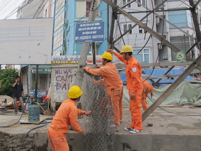 Hà Nội: Đồng bộ các giải pháp bảo đảm cung ứng điện mùa cao điểm năm 2025- Ảnh 1. Hà Nội: Đồng bộ các giải pháp bảo đảm cung ứng điện mùa cao điểm năm 2025- Ảnh 1.