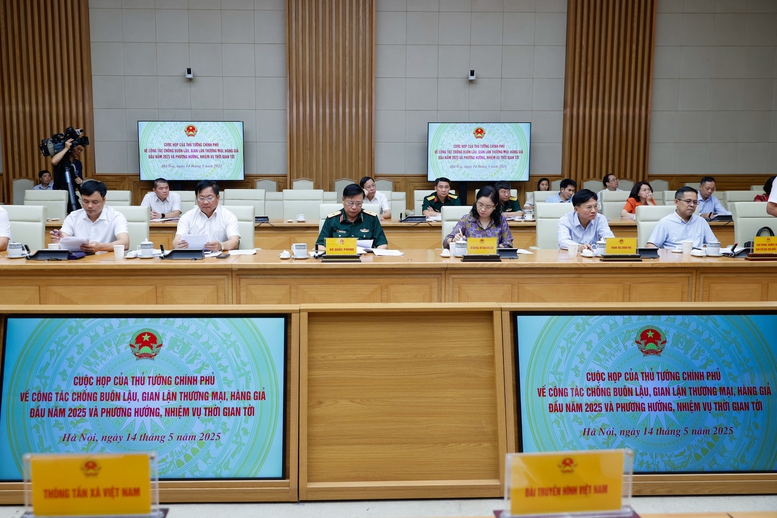 Thủ tướng: Lập tổ công tác đặc biệt, mở đợt cao điểm truy quét buôn lậu, hàng giả- Ảnh 6. Thủ tướng: Lập tổ công tác đặc biệt, mở đợt cao điểm truy quét buôn lậu, hàng giả- Ảnh 6.